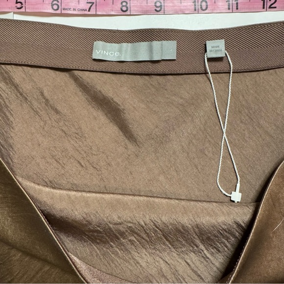 NWOT VINCE. Satin Slip Skirt size Large - Picture 4 of 8